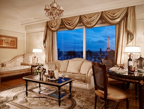Suiten Royal Hotel Balzac Paris